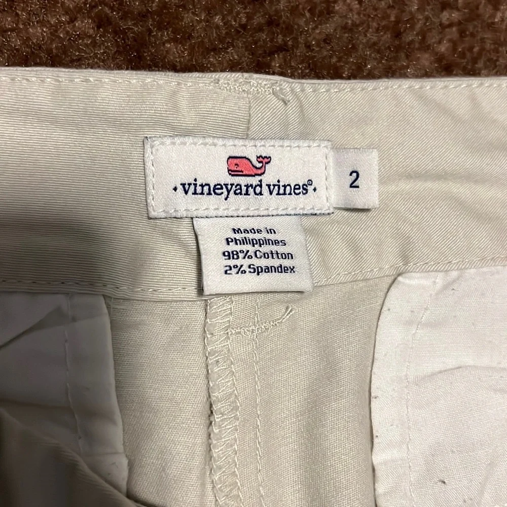 Off White Shorts by Vineyard Vines Size 2 Mid rise Off White Cream Color